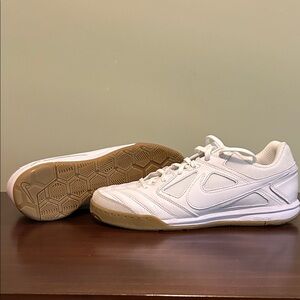 Nike Gato Men’s 8